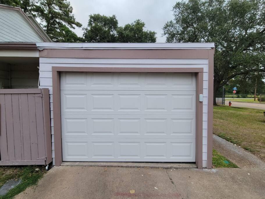 Spacious N Cozy 3 Bedroom // 15 Min From Downtown Houston Exterior photo